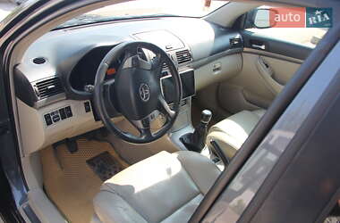 Универсал Toyota Avensis 2008 в Киеве