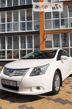 Седан Toyota Avensis 2011 в Виннице