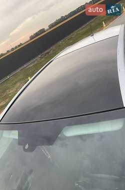 Універсал Toyota Avensis 2011 в 