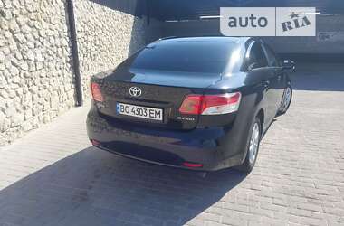 Седан Toyota Avensis 2011 в Тернополе