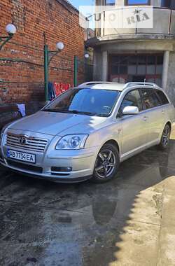 Універсал Toyota Avensis 2004 в Виноградові