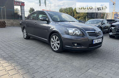 Лифтбек Toyota Avensis 2008 в Луцке