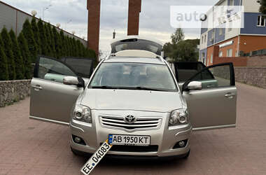 Универсал Toyota Avensis 2008 в Виннице