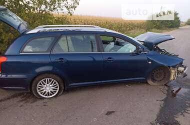 Универсал Toyota Avensis 2004 в Теофиполе