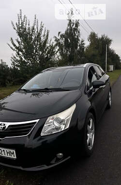 Универсал Toyota Avensis 2010 в Ровно