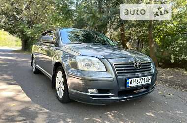 Седан Toyota Avensis 2003 в Одессе