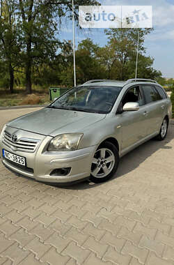 Універсал Toyota Avensis 2006 в Слов'янську