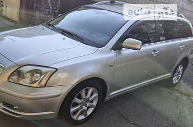 Універсал Toyota Avensis 2003 в Києві