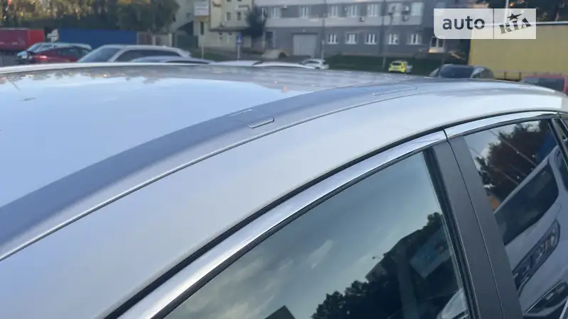 Toyota Avensis 2011