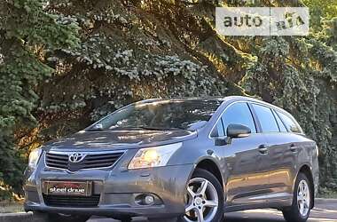 Універсал Toyota Avensis 2009 в Миколаєві