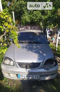 Седан Toyota Avensis 1998 в Одессе