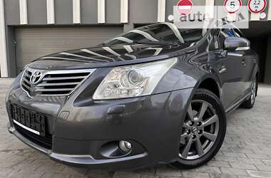 Седан Toyota Avensis 2009 в Києві