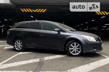 Универсал Toyota Avensis 2011 в Киеве