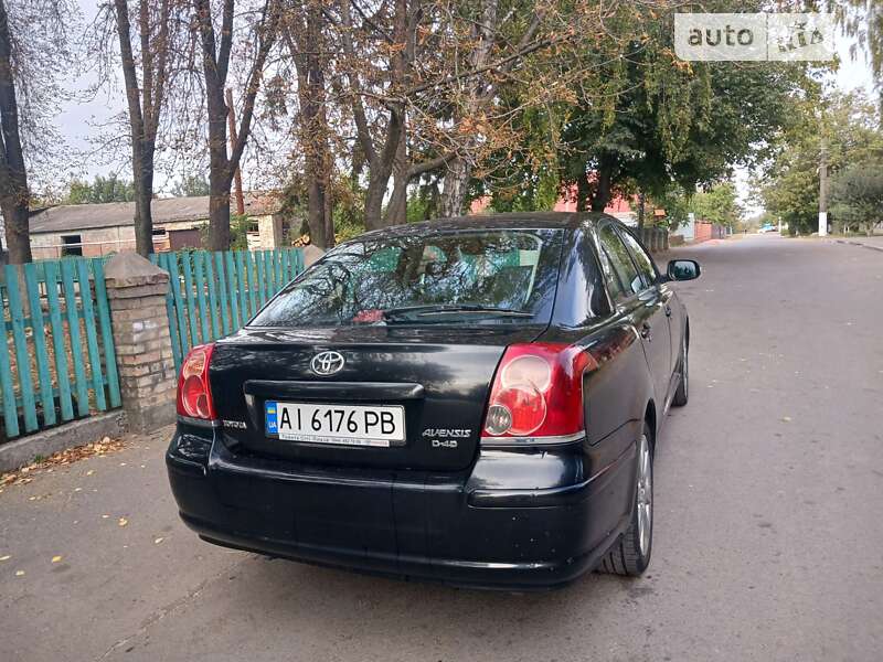 Лифтбек Toyota Avensis 2008 в Сквире
