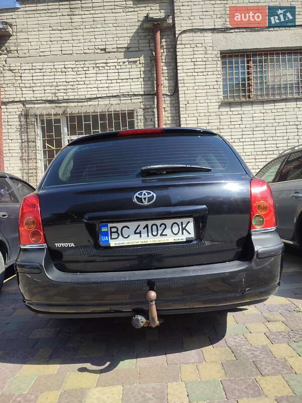 Универсал Toyota Avensis 2006 в Львове