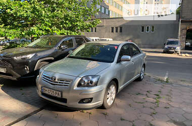 Лифтбек Toyota Avensis 2007 в Одессе