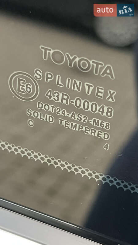 Универсал Toyota Avensis 2004 в Чорткове фото 12 Универсал Toyota Avensis 2004 в Чорткове