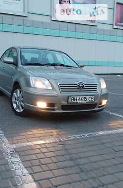 Седан Toyota Avensis 2004 в Одесі