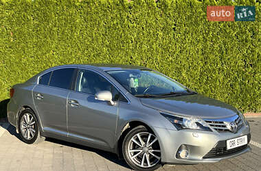 Седан Toyota Avensis 2012 в Стрые