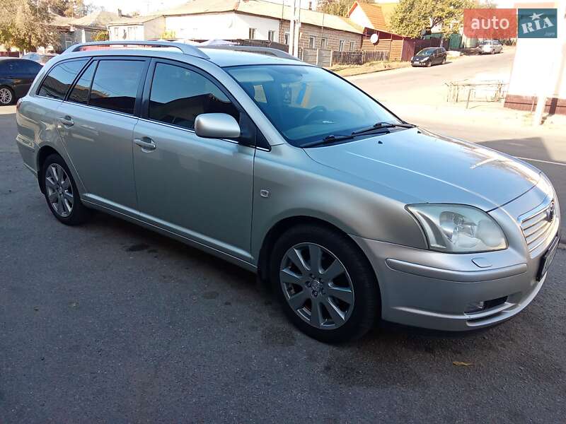 Toyota Avensis 2004