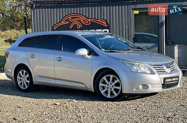 Toyota Avensis 2010