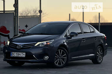 Седан Toyota Avensis 2012 в Самборі