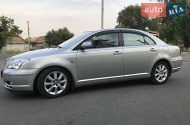 Седан Toyota Avensis 2004 в Веселинове