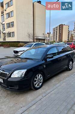 Універсал Toyota Avensis 2005 в Києві