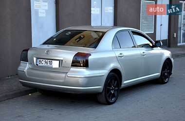 Седан Toyota Avensis 2007 в Львове