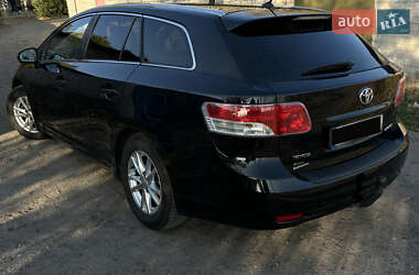 Универсал Toyota Avensis 2011 в Днепре