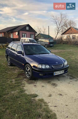 Универсал Toyota Avensis 2000 в Подволочиске