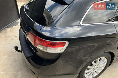 Универсал Toyota Avensis 2010 в 