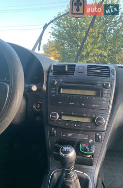 Универсал Toyota Avensis 2010 в 