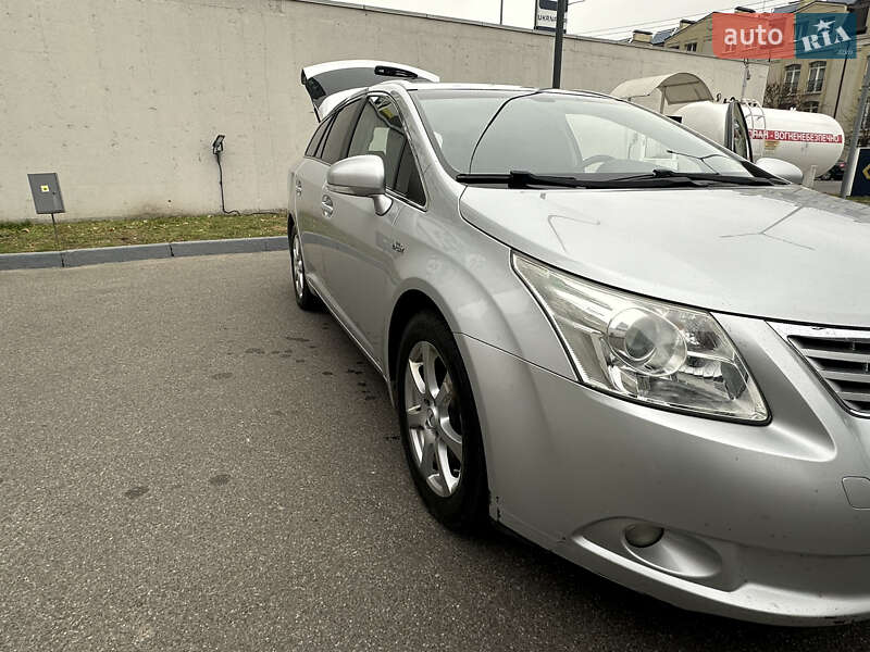 Универсал Toyota Avensis 2009 в Киеве фото 7 Универсал Toyota Avensis 2009 в Киеве