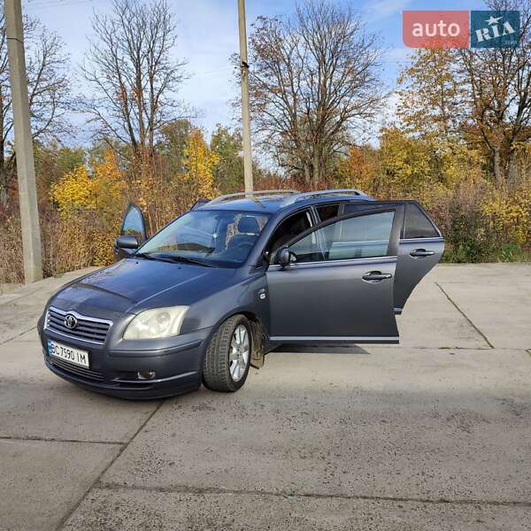 Універсал Toyota Avensis 2005 в Стрию