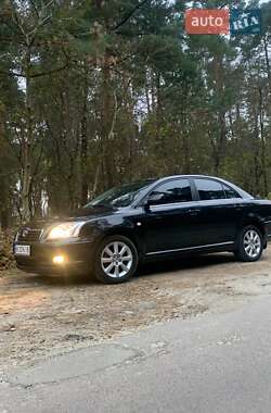 Седан Toyota Avensis 2003 в Кременце