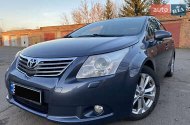 Седан Toyota Avensis 2010 в Хмельницком