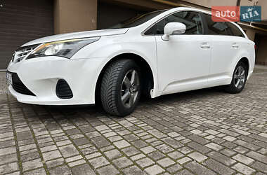 Універсал Toyota Avensis 2012 в Івано-Франківську