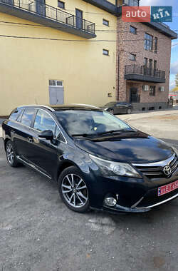 Універсал Toyota Avensis 2011 в Звягелі