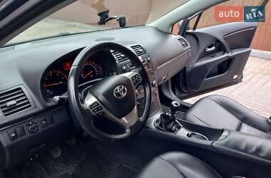 Универсал Toyota Avensis 2009 в Крыжополе