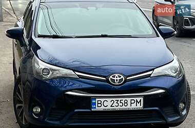 Toyota Avensis 2015