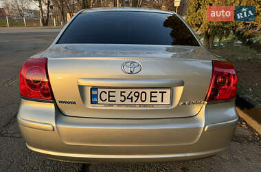 Седан Toyota Avensis 2003 в Черновцах