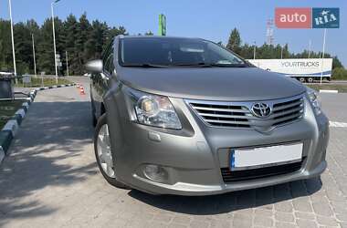 Универсал Toyota Avensis 2011 в Бродах