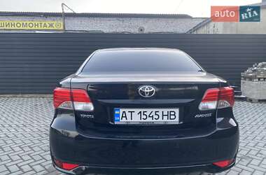 Седан Toyota Avensis 2014 в Івано-Франківську