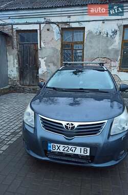 Універсал Toyota Avensis 2011 в Іллінцях