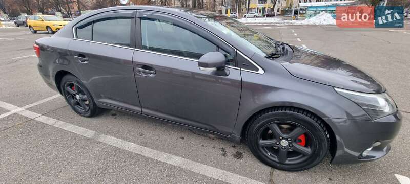 Седан Toyota Avensis 2012 в Броварах