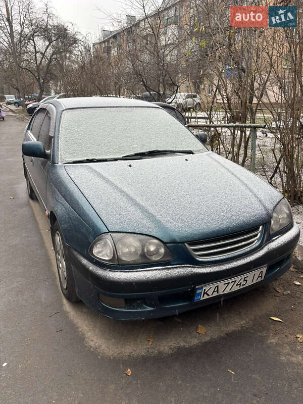 Toyota Avensis 1998 Toyota Avensis 1998