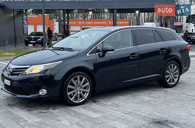 Универсал Toyota Avensis 2013 в Луцке