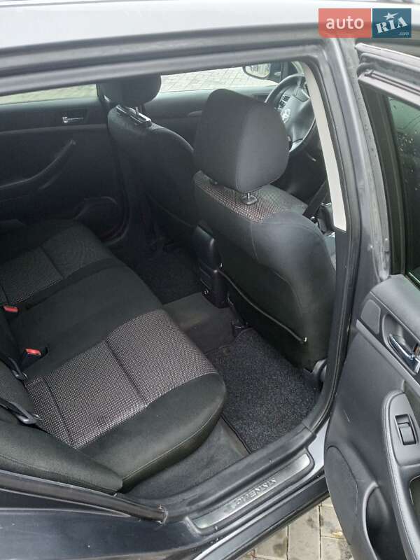 Універсал Toyota Avensis 2007 в Кореці