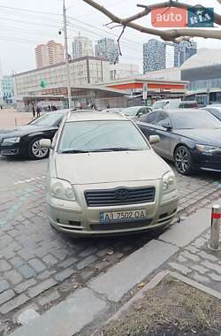 Универсал Toyota Avensis 2004 в Киеве